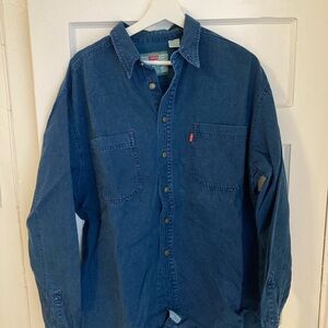 Vintage Levi’s shirt